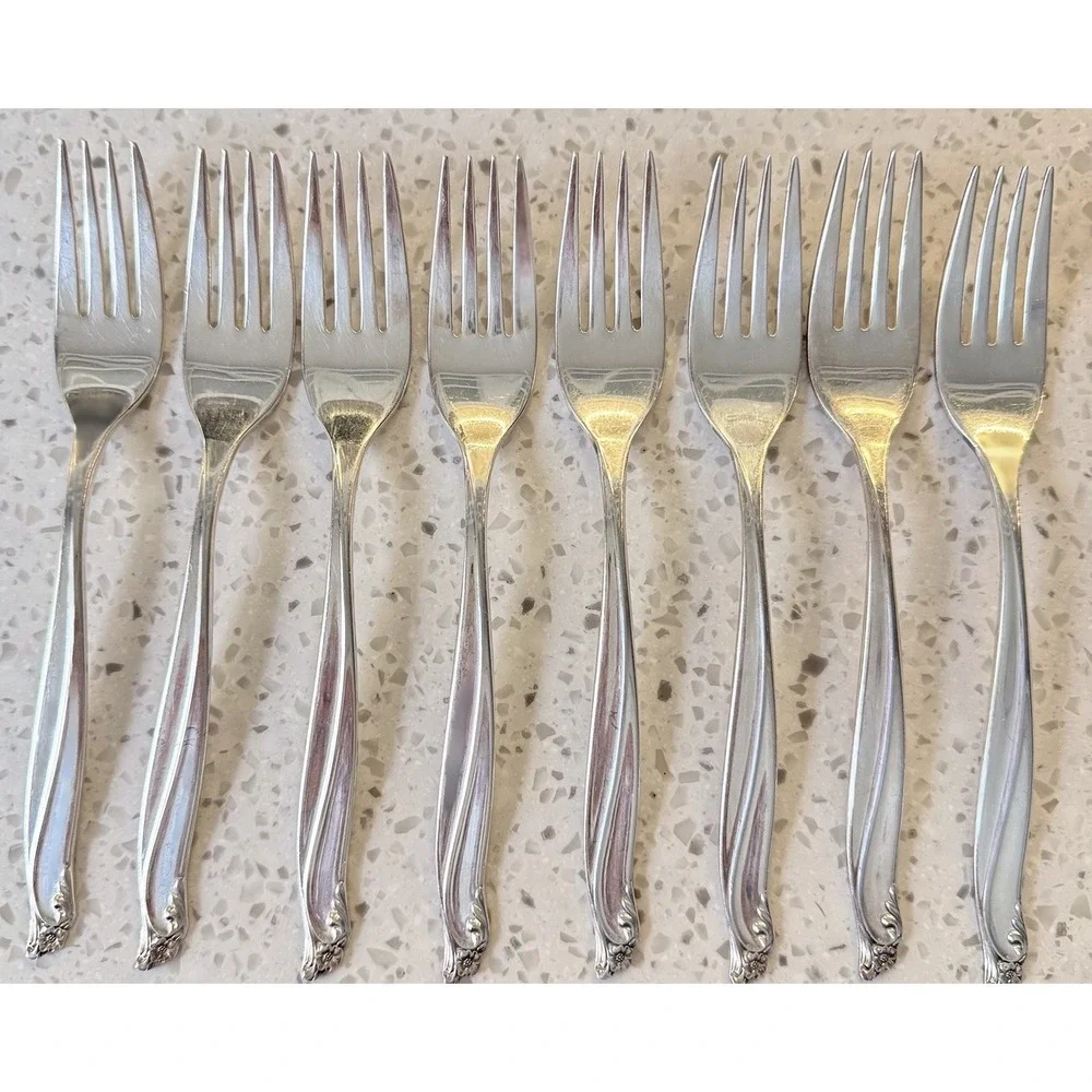 8 Pc Set 1961 GAIETY Silver Plate Wm‎ Rogers & Son 7 5/16